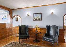 Days Inn by Wyndham Kill Devil Hills Oceanfront - Wilbur 4