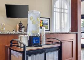 Comfort Inn & Suites Rocklin - Roseville 2
