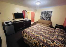 Royal Palms Motel & RV Park 3