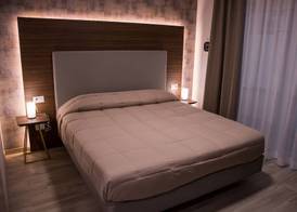 8room Hotel 4
