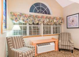 Microtel Inn & Suites by Wyndham Uncasville Casino Area 2