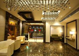 Hotel The Prime Balaji Deluxe, City Centre, With Free Airport Pickup 4