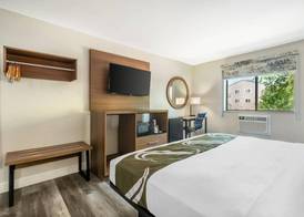 Quality Inn Chesapeake - Greenbrier 5