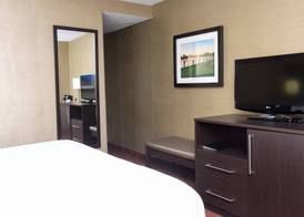 Days Inn by Wyndham Ottawa 5