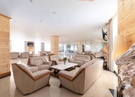 Araliya Red - Budget friendly Hotel- Where you find stunning 360 panoramic view of Nuwara Eliya 4
