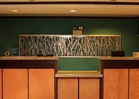 Fairfield Inn & Suites by Marriott Fairmont 2