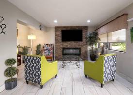 Days Inn by Wyndham Anderson 4