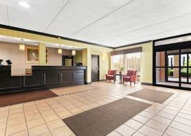 Comfort Inn Lehigh Valley West 2
