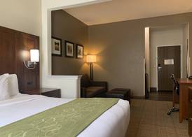 Comfort Suites Peoria I-74 5