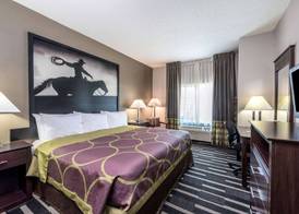 Super 8 by Wyndham Fort Worth North 3