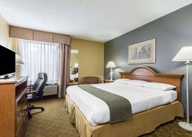 Days Inn by Wyndham Selma 3