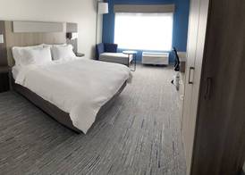 Holiday Inn Express & Suites MUSKEGON - GRAND HAVEN by IHG 4