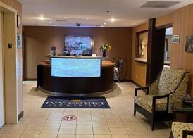 Ivy Court Inn and Suites 4