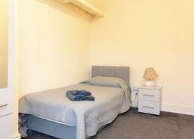 Thornbury Guest House Room 5 4
