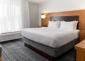 TownePlace Suites by Marriott Erie 3