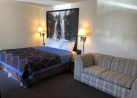 Super 8 by Wyndham Red Bluff 5