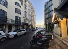 Seaside Hotel 5