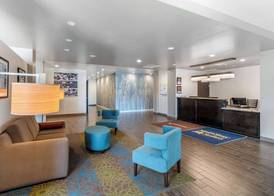 MainStay Suites Denver International Airport 3
