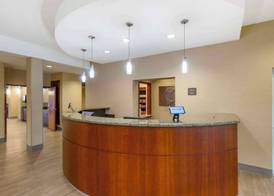 Comfort Suites Sarasota- Siesta Key 2