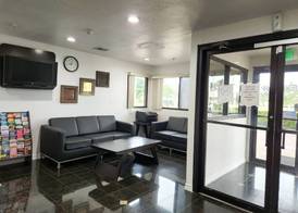 Express Inn Tomball 3