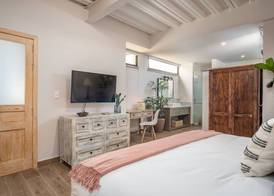 Casa Pandurata Luxury Apartments in Centro, San Miguel de Allende 4