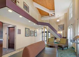 Best Western Plus, The Inn at Hampton 2