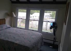 VILLAGE GREEN MOTEL 2