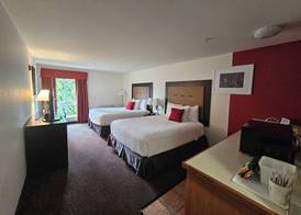 Ramada by Wyndham SeaTac Airport 5