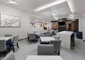 La Quinta Inn & Suites by Wyndham Houston Stafford Sugarland 5
