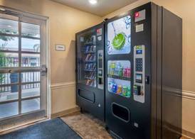 Extended Stay America Select Suites - Lake Worth 5
