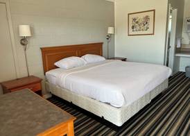 Ballinger Inn 2