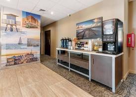 Beachfront Palms Resort Galveston, an Ascend Collection Hotel 2