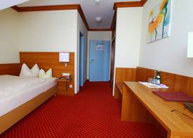 Abasto Hotel Eichenau 4