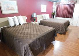 Eagle Pass Inn 5