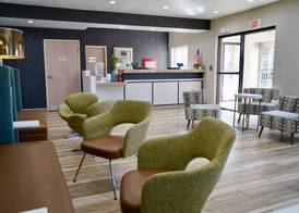 Clarion Pointe Fairborn near Wright Patterson AFB 5