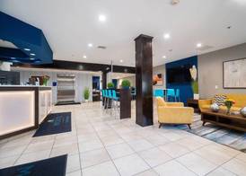 Microtel Inn & Suites by Wyndham Columbia 4