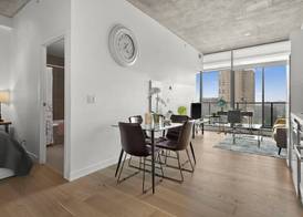 GlobalStay Modern Condos Downtown Calgary 4
