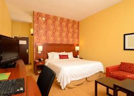 Courtyard by Marriott Frederick 5