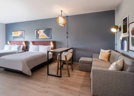 Atwell Suites DENVER AIRPORT – TOWER ROAD by IHG 5