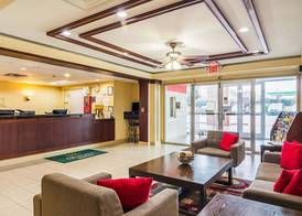 Quality Suites Atlanta Airport East 4