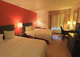 Days Inn by Wyndham Calumet Park 5