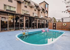 SureStay Plus by Best Western Coquitlam 4