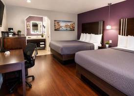 Muir Lodge Motel 4