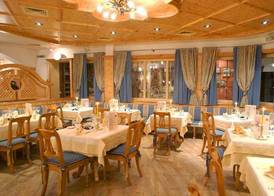 JUFA Alpenhotel Saalbach 2