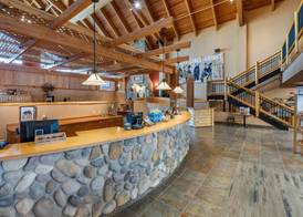 Three Bears Waterpark Resort Near Tomah, an Ascend Collection Hotel 3