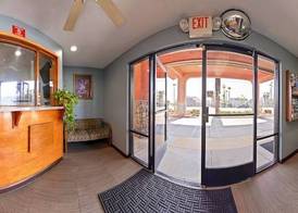 Americas Best Value Inn & Suites Bakersfield E 2