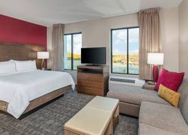Staybridge Suites CHARLOTTESVILLE AIRPORT by IHG 4