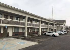 Days Inn by Wyndham Indianapolis South 3
