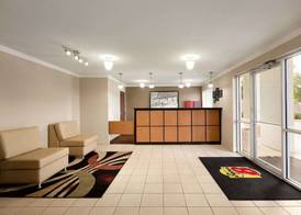 Super 8 by Wyndham Lake Charles Northeast 2