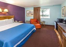 Days Inn by Wyndham Portage Indiana Dunes National Park 5